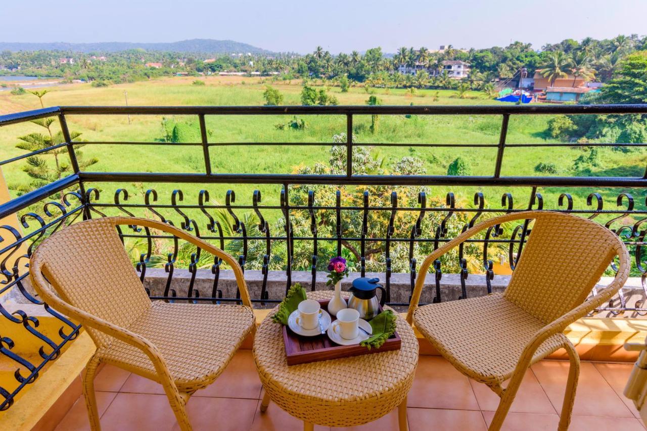 Oliva Resorts Baga